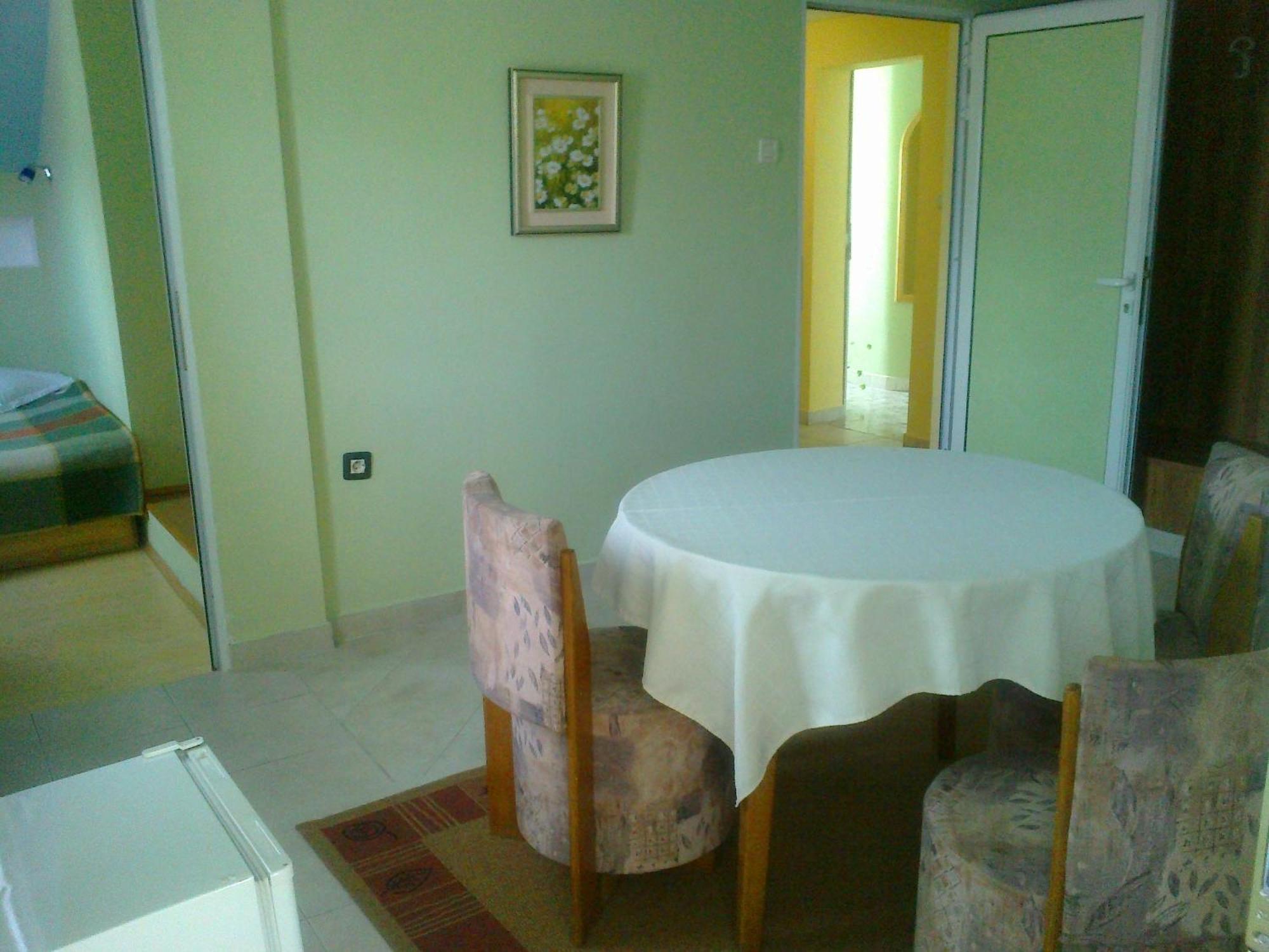 Family Hotel Sonata Samokov Eksteriør bilde